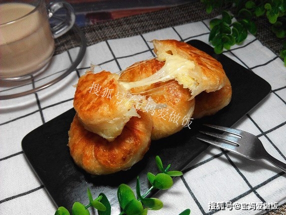 星空官网登录_
哇哦 早餐煎饼还可以这么做 加热过的香蕉真的很好吃!(图2) 星空官网登录_
哇哦 早餐煎饼还可以这么做 加热过的香蕉真的很好吃!(图2)